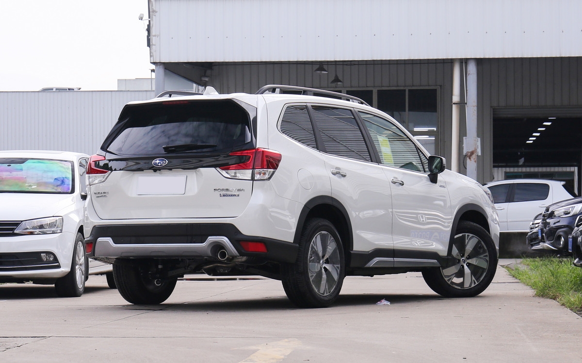 斯巴鲁森林人水平对置发动机图片,斯巴鲁森林人水平对置发动机讲解