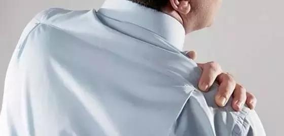 胳膊疼警惕什么,胳膊酸痛是什么病的征兆