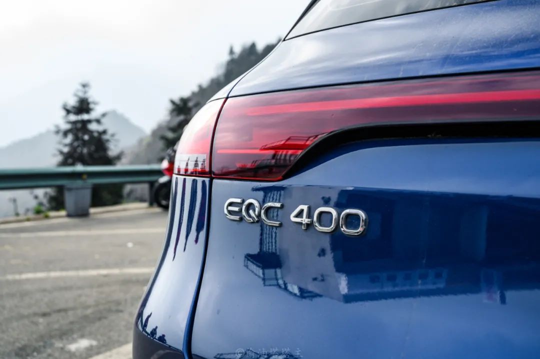 奔驰eqc400好还是350好,奔驰eqc400实际续航是多少