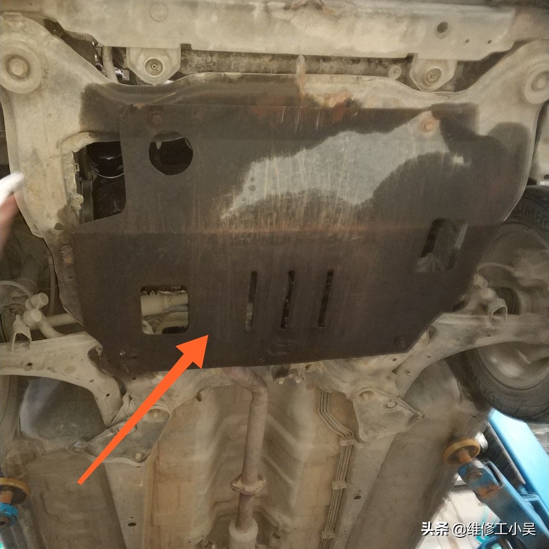 发动机漏油导致的维修问题大吗,漏油发动机质量怎么样