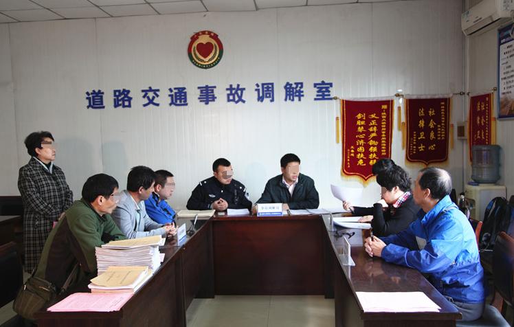 新手开车不小心撞到直行车,开车不小心撞到一个人的教程