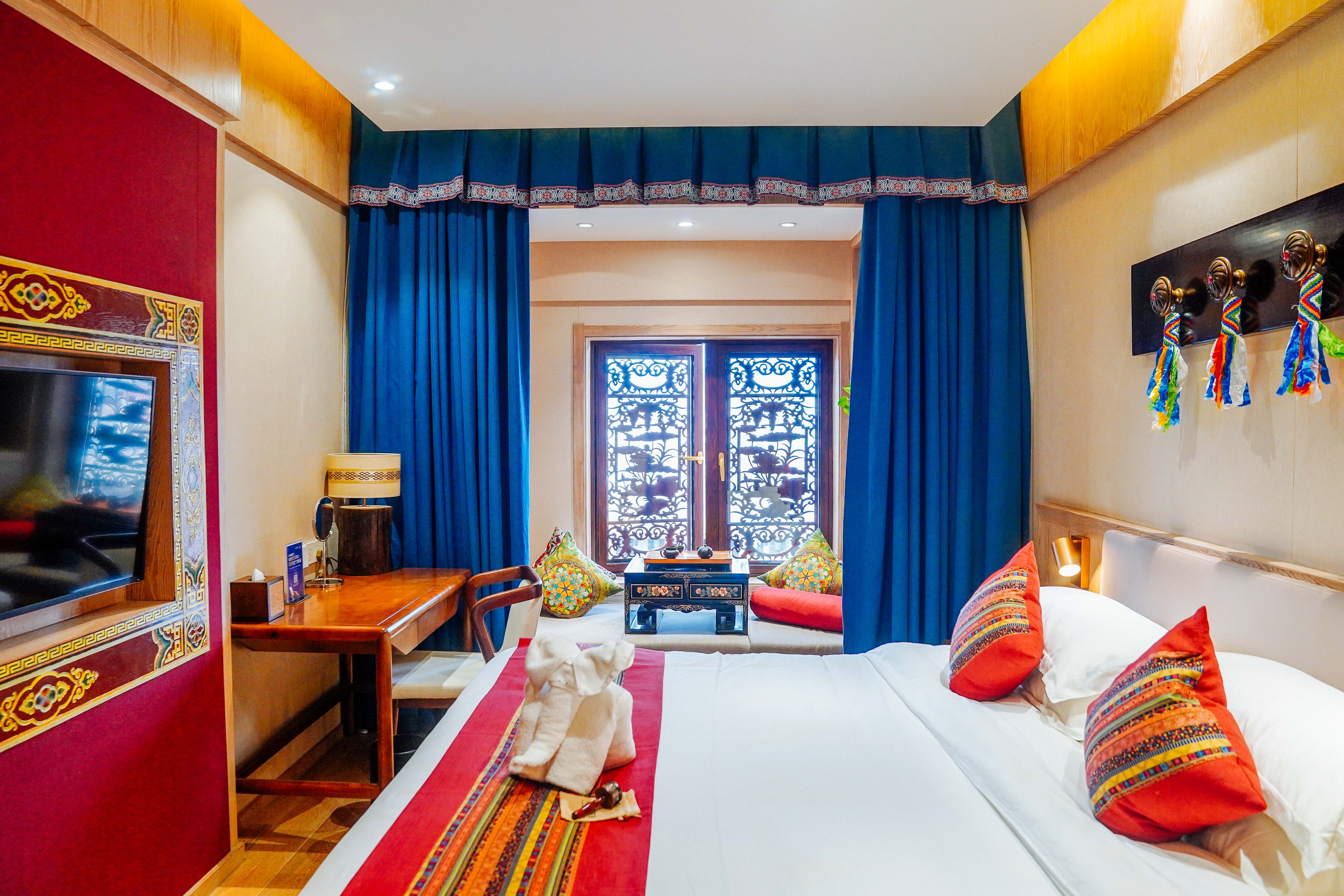 松茸C位的网红下午茶,打卡因美丽传说而诞生的第5颗陨石酒店