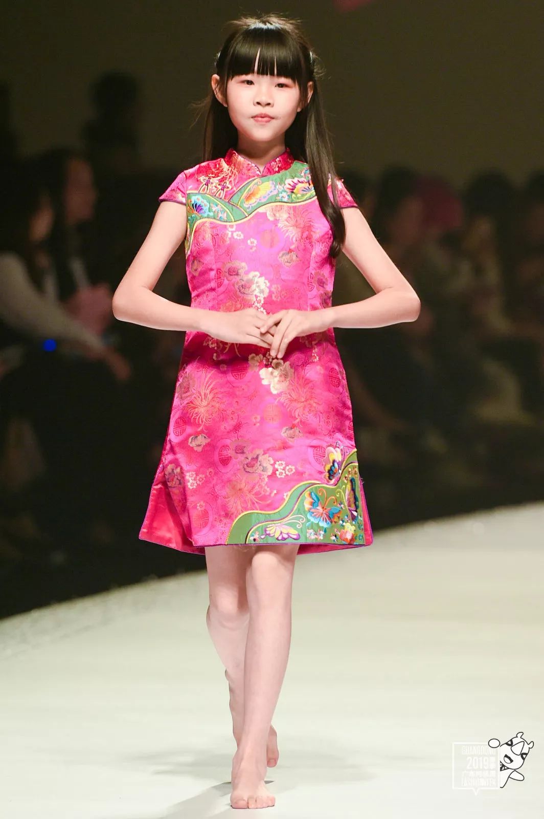 “新秀王”童装联合大秀首秀广东时装周，开启时尚创意产业“培训+”新模式