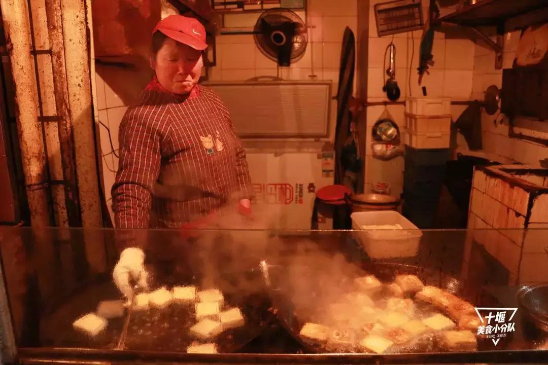 十堰小吃有哪些,十堰街头小吃攻略