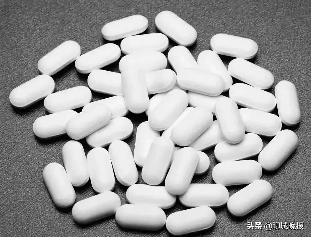 女子“被艾滋”12年,闺蜜竟用乌鸡白凤丸骗走她64万!