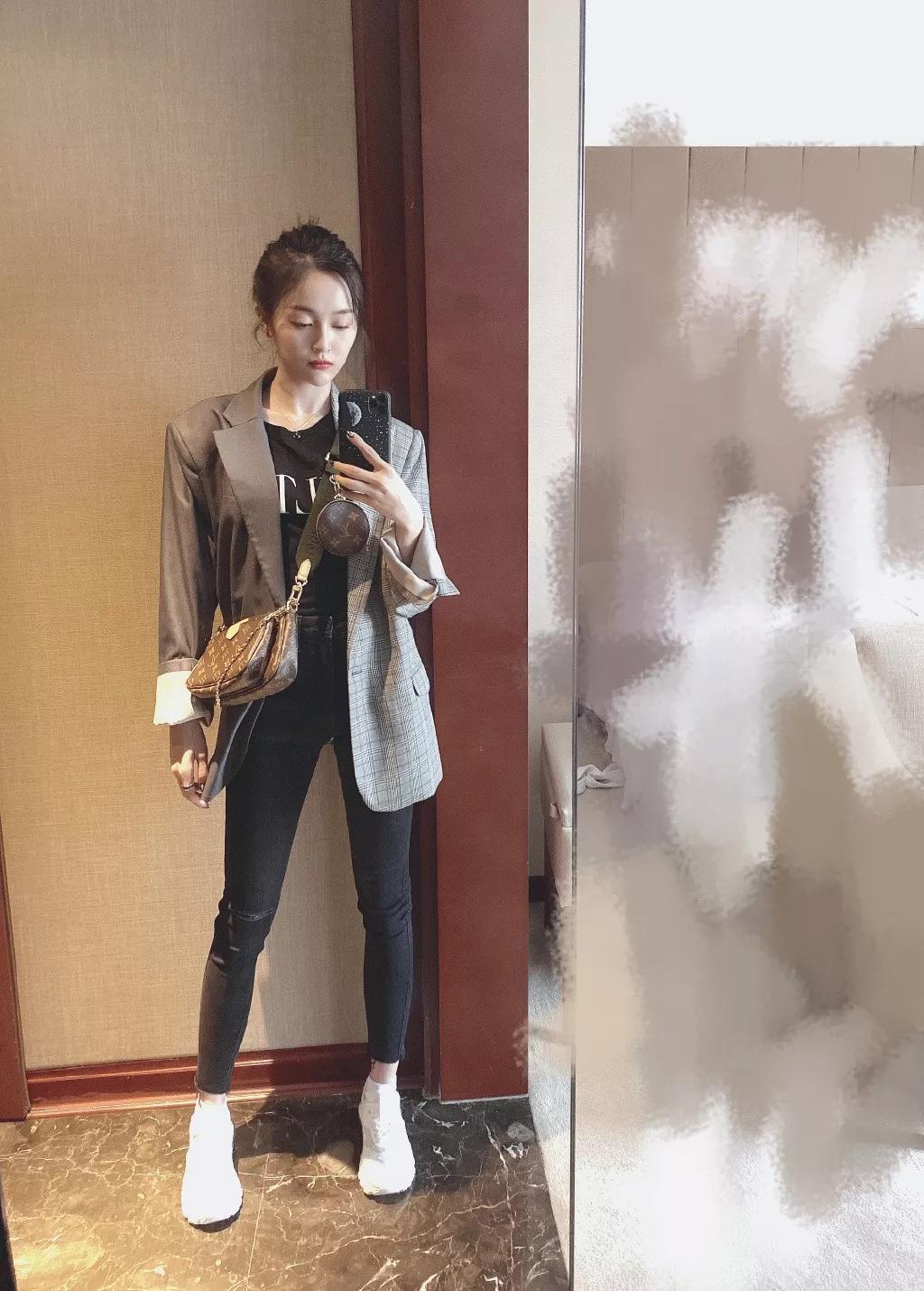 哪个女明星日常衣品最好,最近女明星衣品