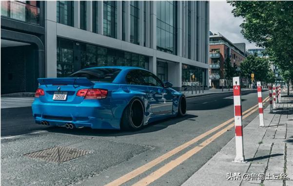 「毂锐驰」一台融入了JDM元素的宝马E93335i