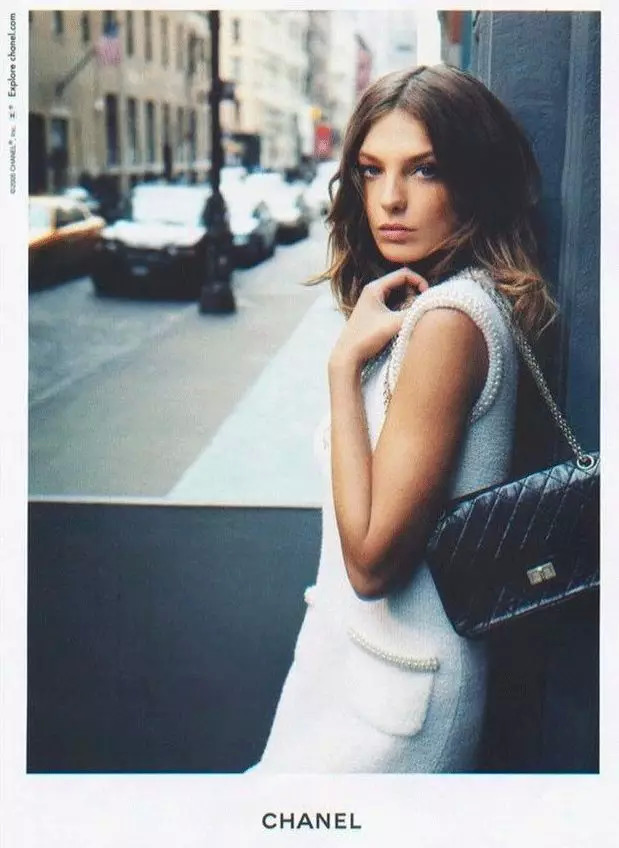 复古菱格双肩包香奈儿,香奈儿大号包包穿搭