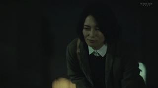 生完孩子后她就变了,生了孩子以后疯了