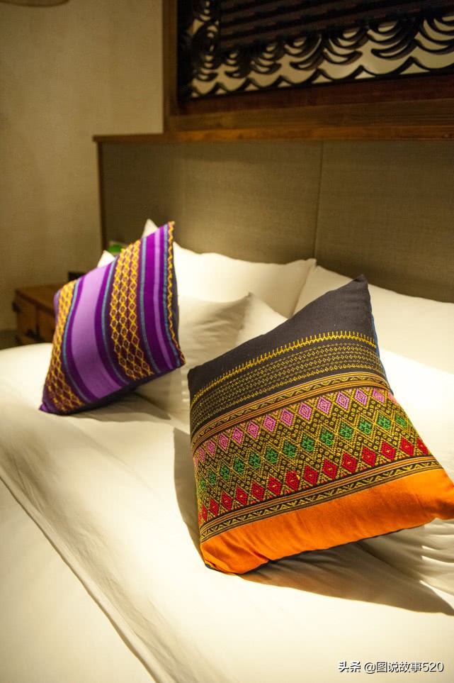 酒店房间床尾摆一长凳是什么意思,酒店床尾放条长凳