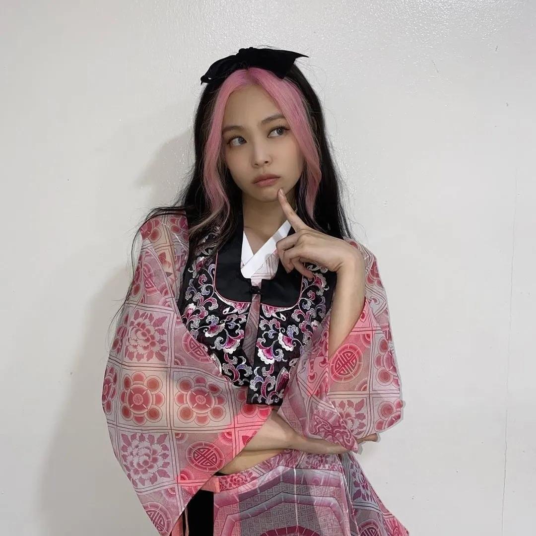 2021什么发色最显白减龄,在家染发色2021年最火发色显白