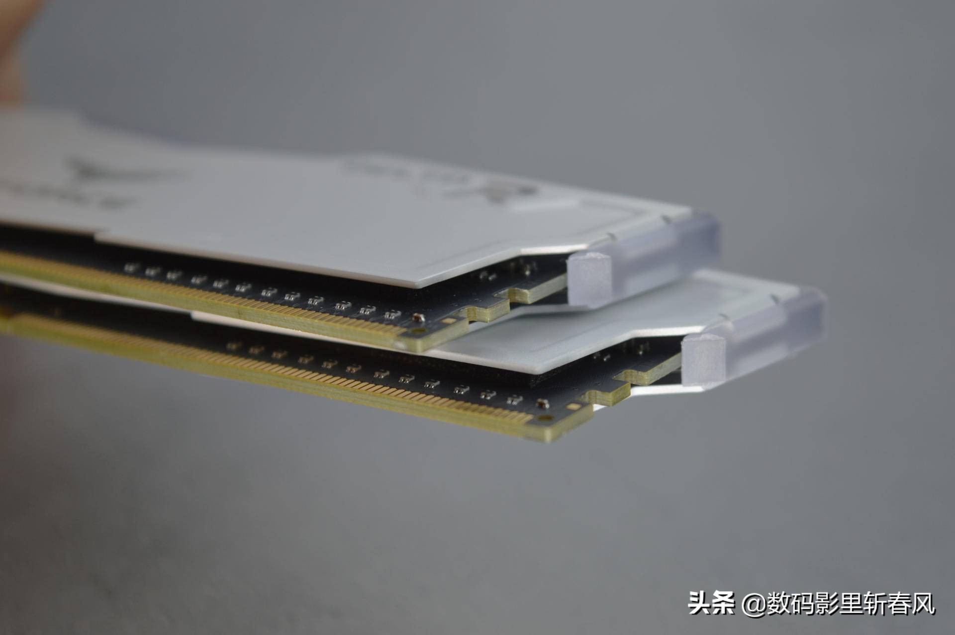 十铨deltaddr4,十铨ddr4gamingdeltargb