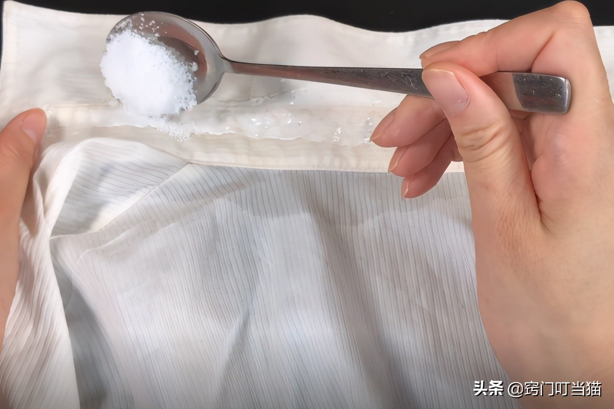 有什么办法可以洗掉衣领黄渍,衣领去黄渍小妙招