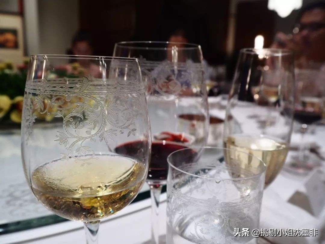 住50块钱以下的酒店是什么体验 (有没有必要住贵一点的酒店)