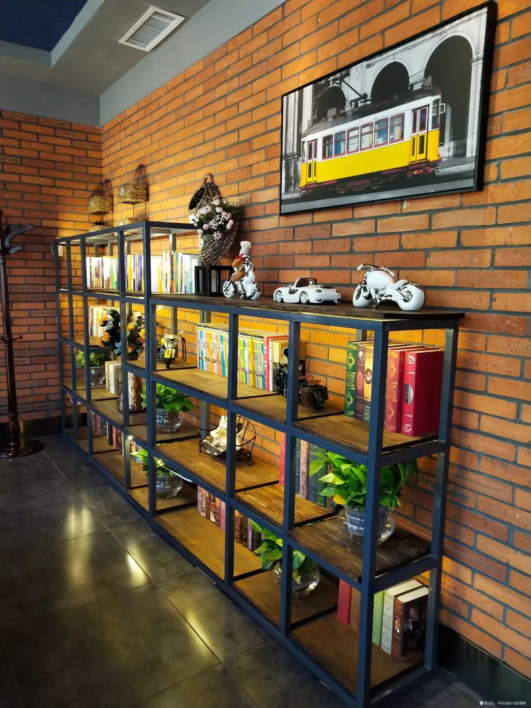 酒吧、超市展览馆这么Fashion的青城驿站,你还认为这只是厕所吗