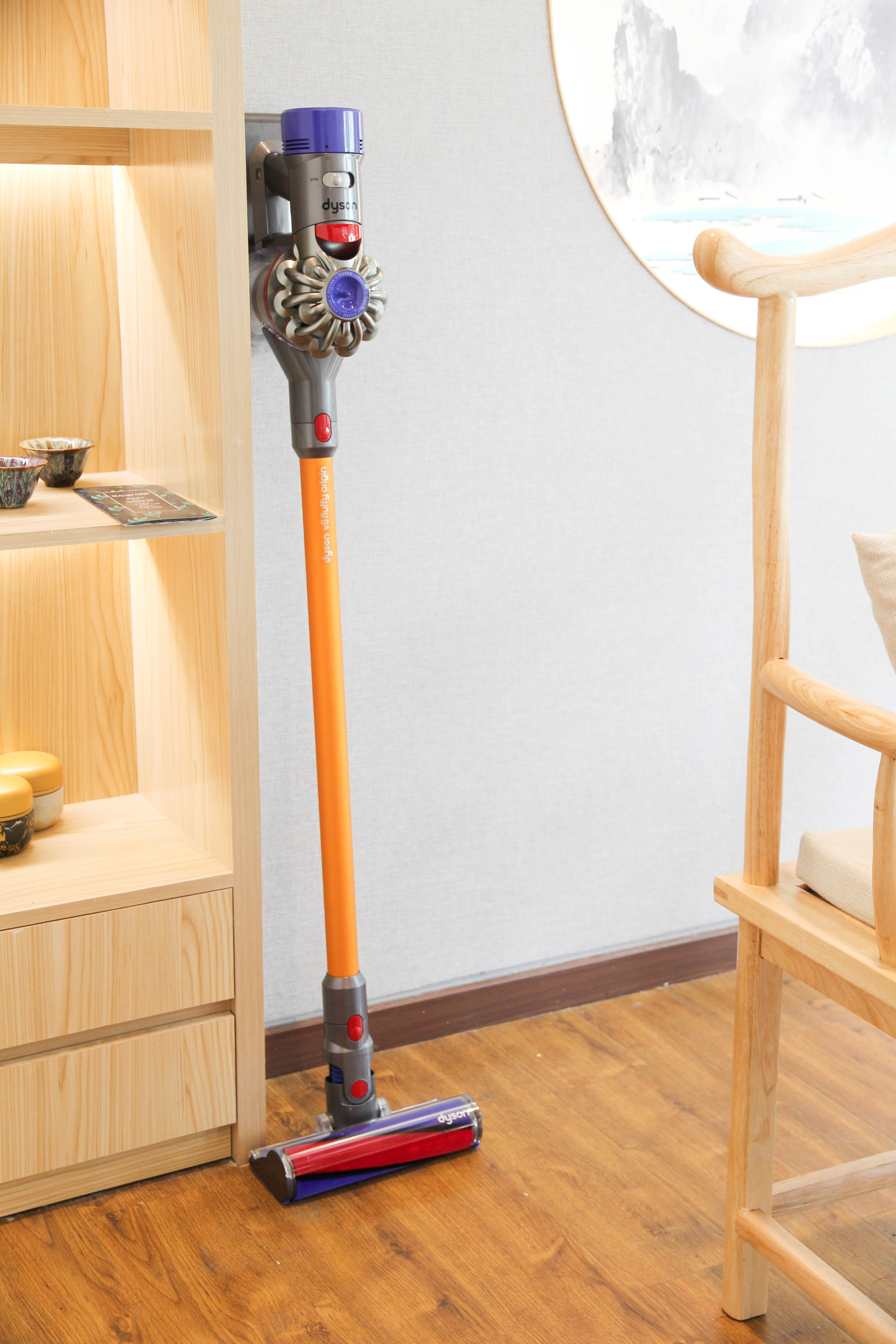 戴森吸尘器v8fluffyorigin拆洗,戴森吸尘器v8如何选择