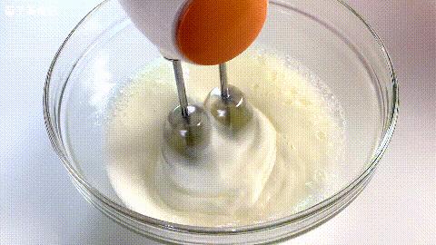 在家做蛋糕的简单做法维语版,在家做蛋糕配方和做法