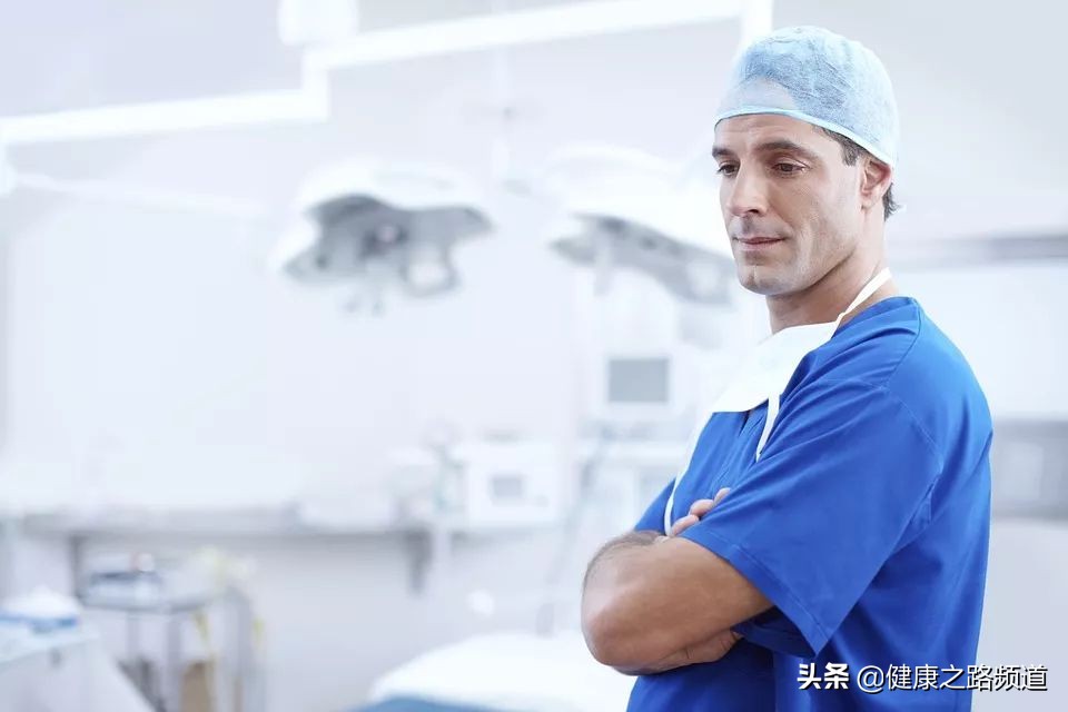 为啥有人一喝水就尿,喝很多水有尿意却只有一点点尿