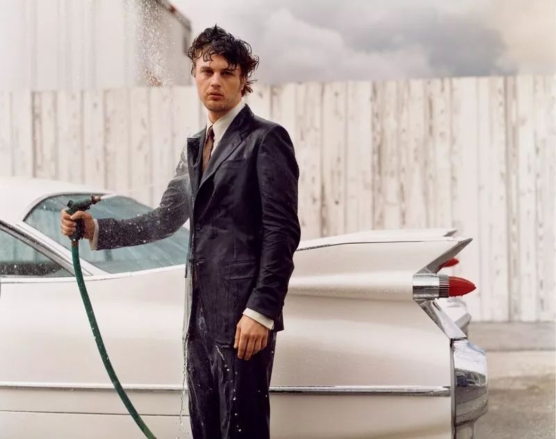 男生如何挑选自己的第一套西装,如何挑选合适自己的西装