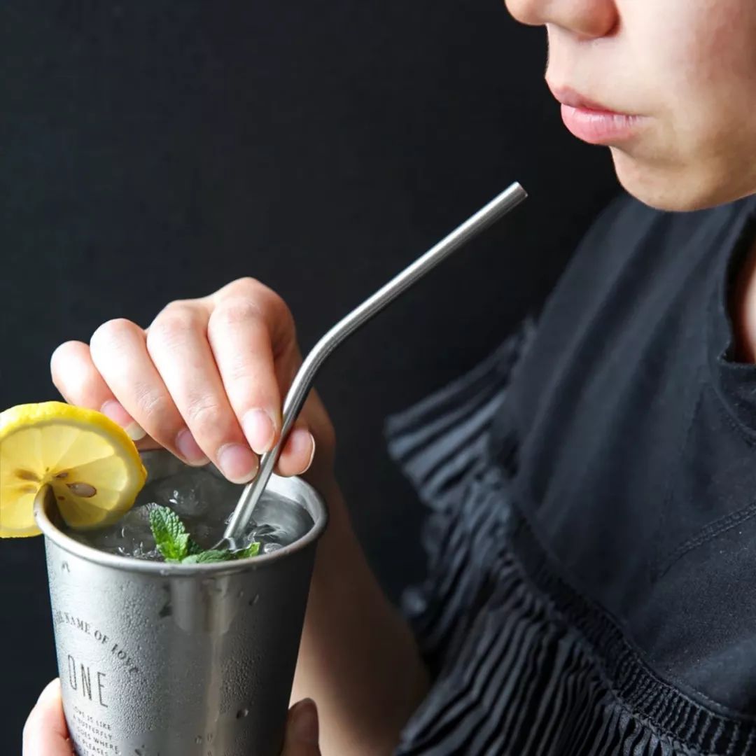 星巴克现在还有吸管吗,星巴克又出新品啤酒味的咖啡