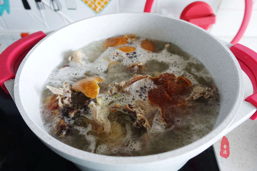 鸭汤怎么做好吃又好喝,黄皮鸭汤7-12岁儿童健脾鸭汤