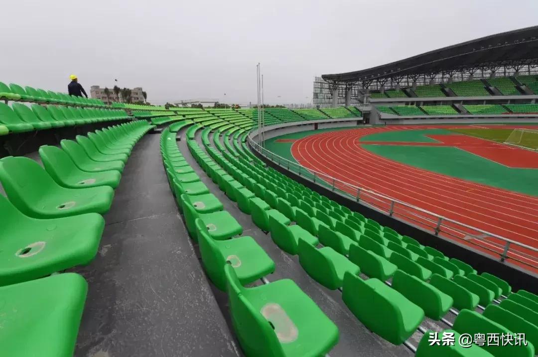 云浮新建的体育场,云浮新区体育场