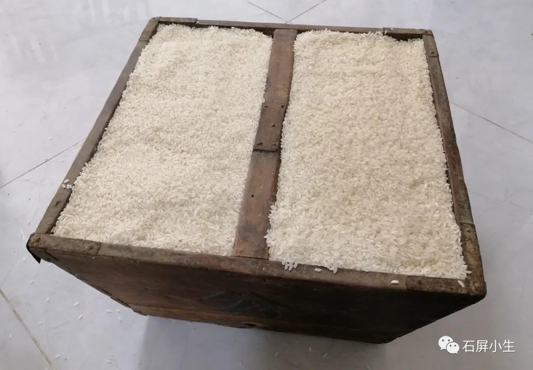 民国时期的米铺,清代米斗