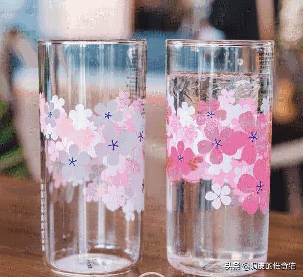 星巴克买的冷水玻璃杯,星巴克最便宜的玻璃杯耐高温吗