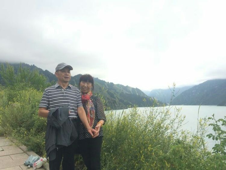 *疆新**是个好地方作者:刘尊鑫