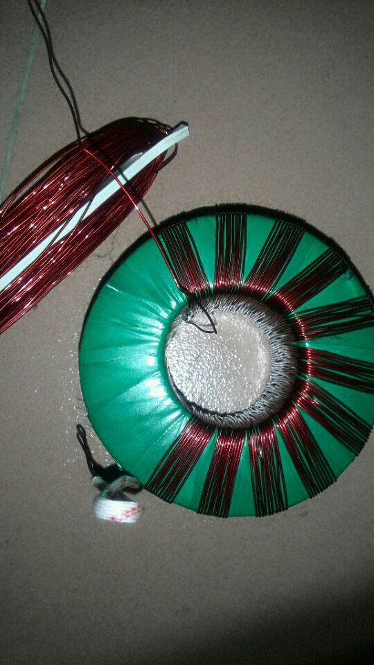 老式手工绕制12v充电器,车载充电器怎么接12v蓄电池