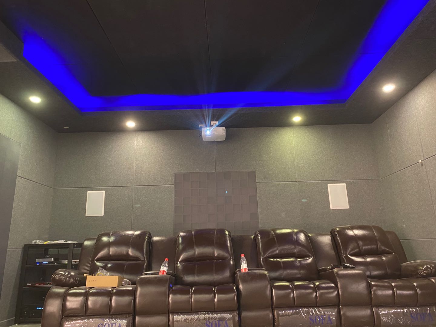 jbl和普乐之声比较,普乐之声和JBL哪个品牌好