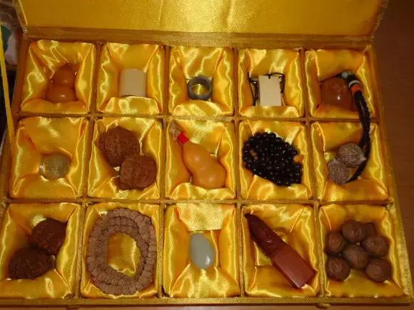 手串不戴时候盘玩,手串什么时候才能戴