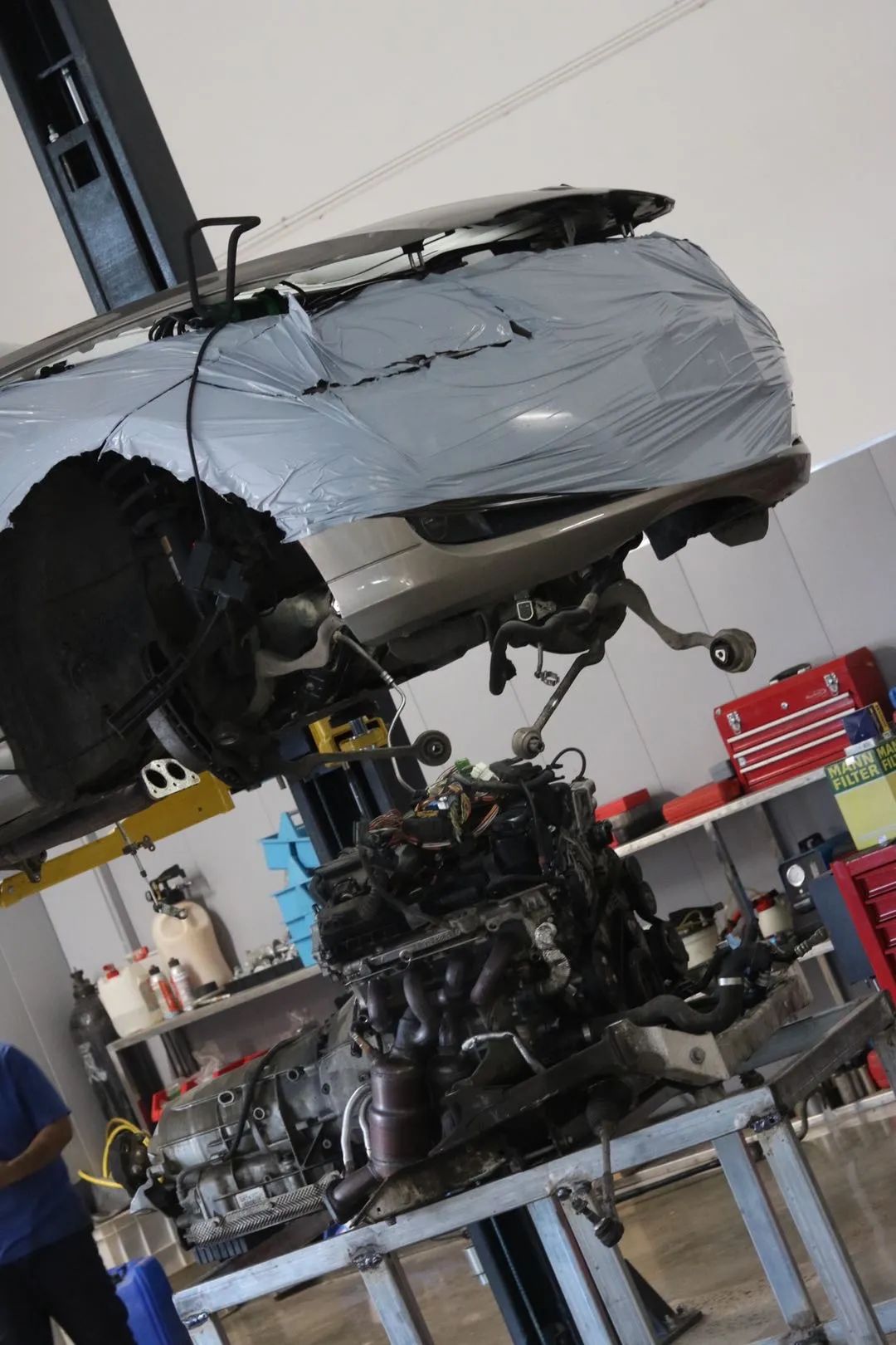 修复二手宝马e90,06宝马e90翻新全过程