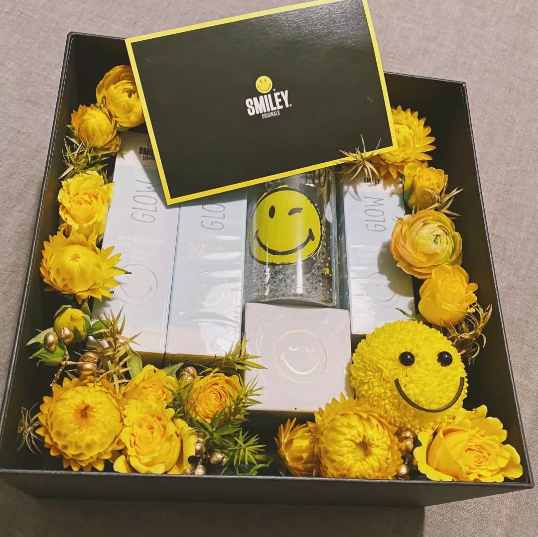 收到这样的礼物你会怎么办,冬天收到礼物暖心的感觉