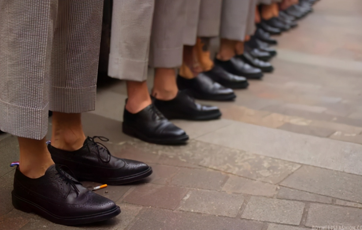 西裤怎么选显腿长,西裤怎么选裤带