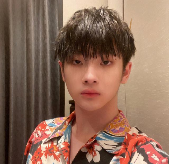 十月塌房日,十月塌房