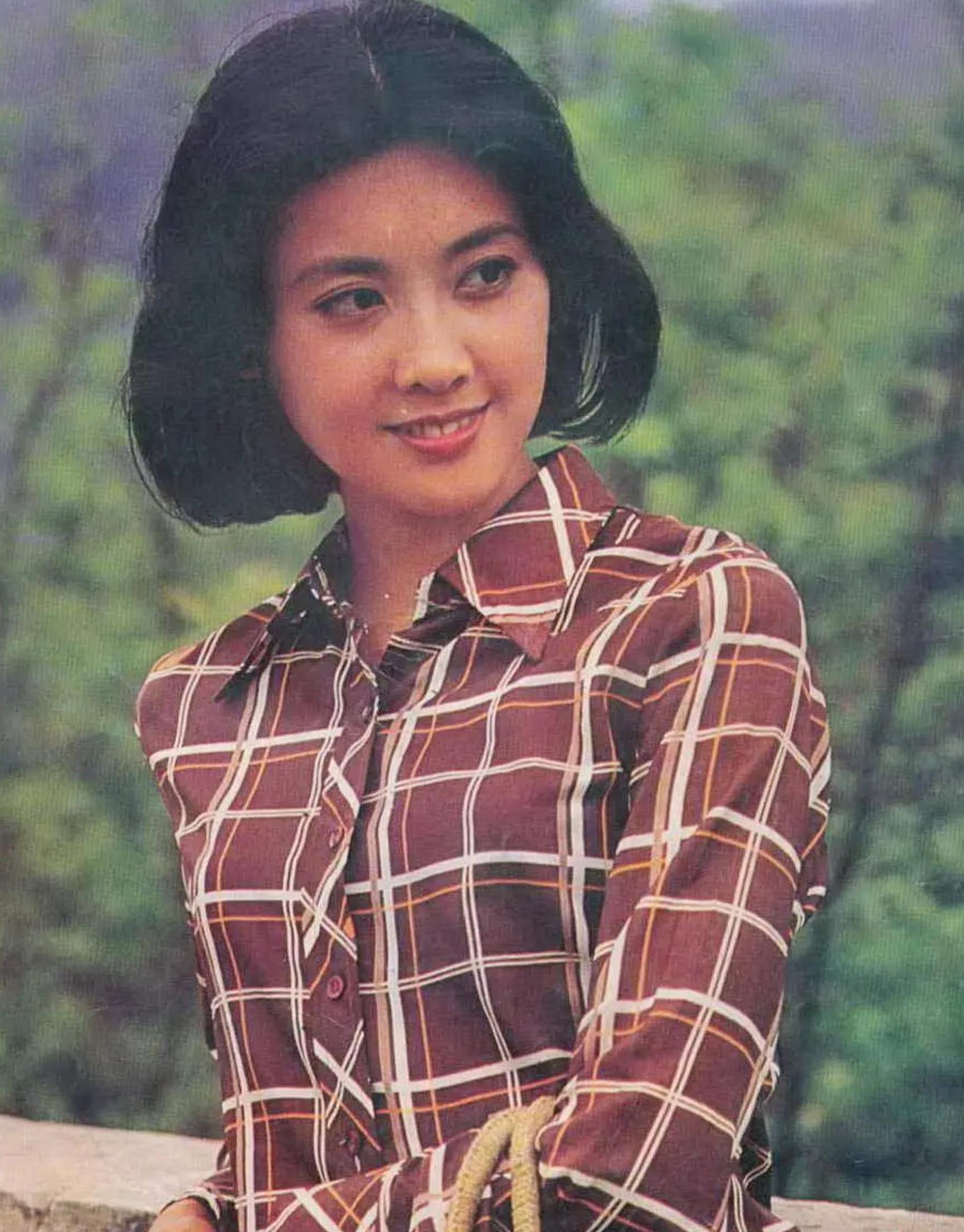 朱琳早期旧照 (朱琳一生未嫁人的原因)