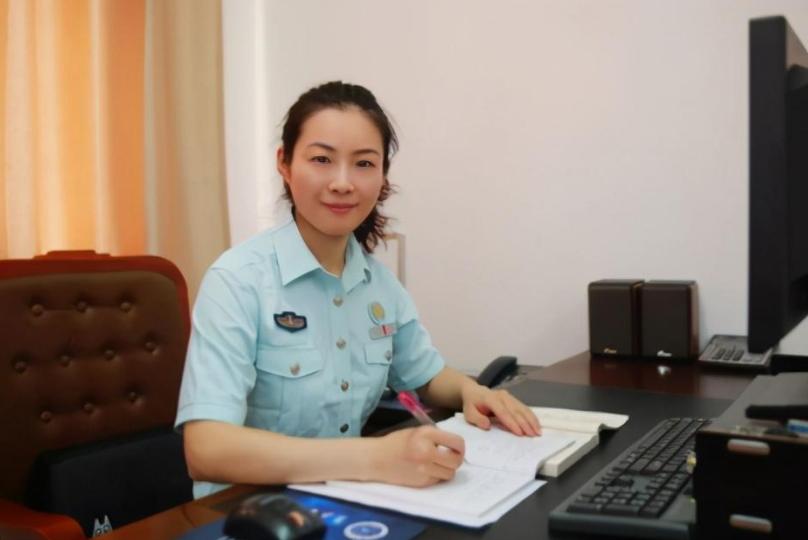 军队文职公务员可以报吗,军队文职公务员值得考吗