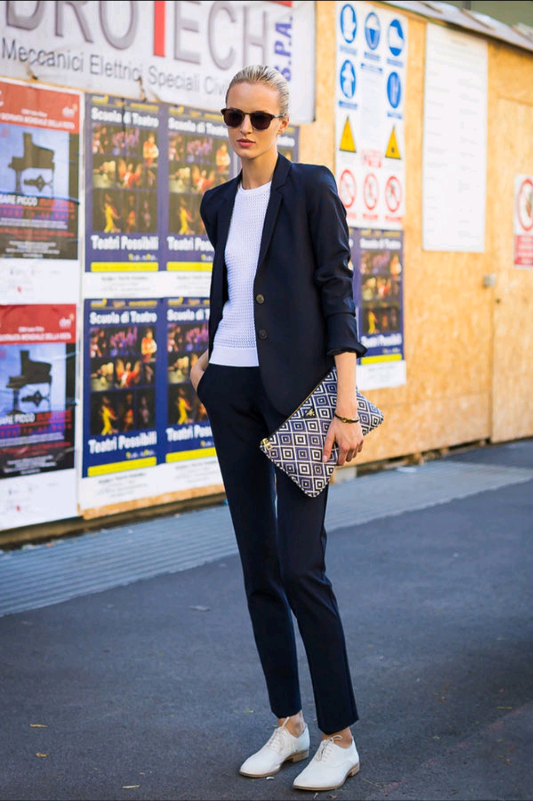 女人过了30岁不要穿得像大妈,30到40岁女人这样穿超好看