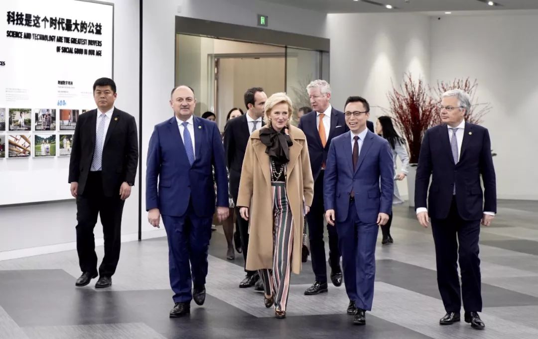 拐点之上的比利时企业，正在把产品搬上开往义乌的火车