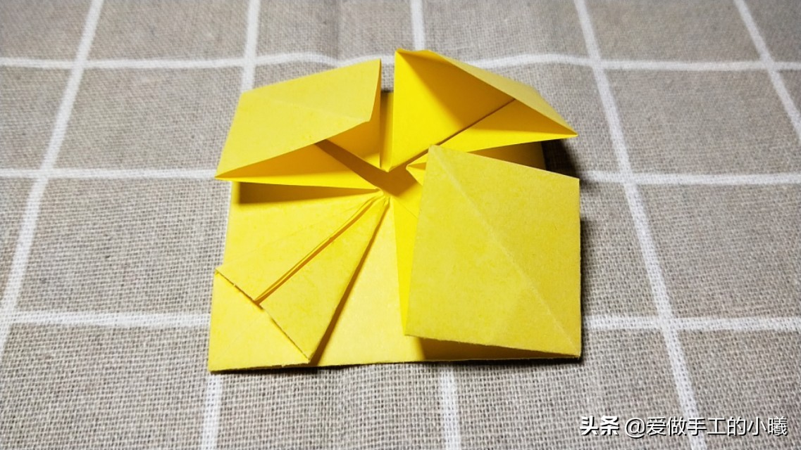 用折纸怎么折个太阳,折纸教程简单又漂亮用正方形纸折