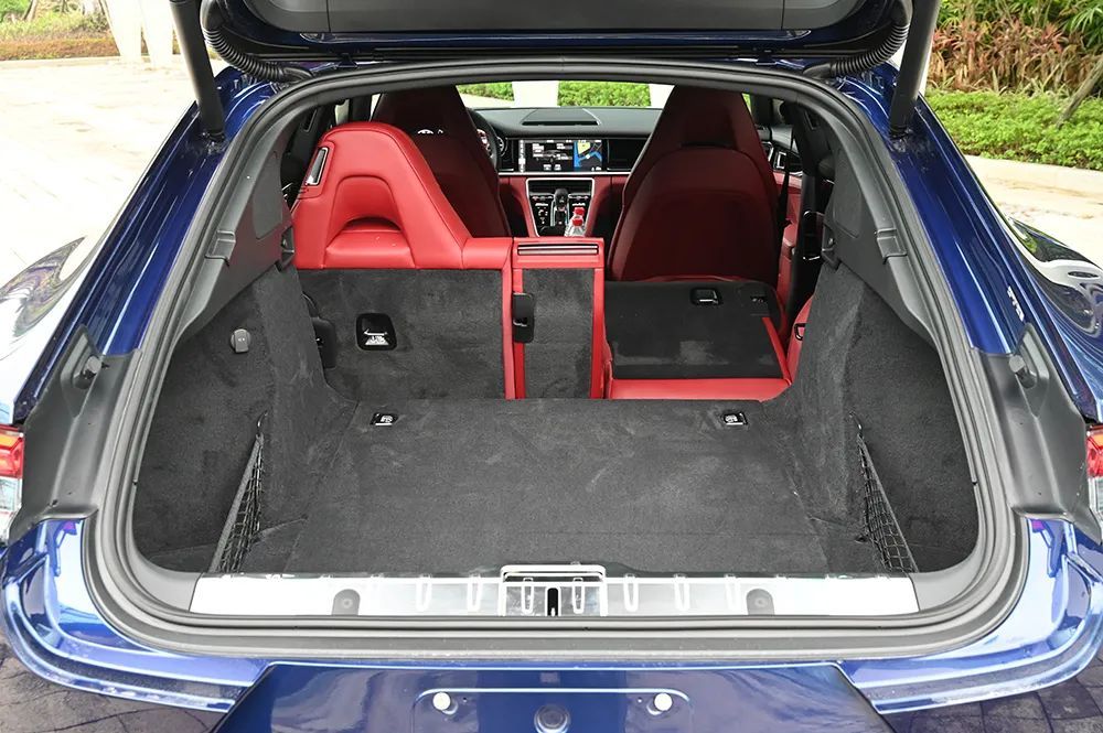 试新款保时捷panamera,全新保时捷panamera第一视角