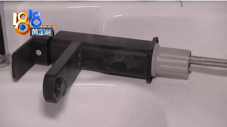 买热水器看重量收货少了三公斤