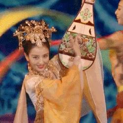 佟丽娅：老娘天下最美！