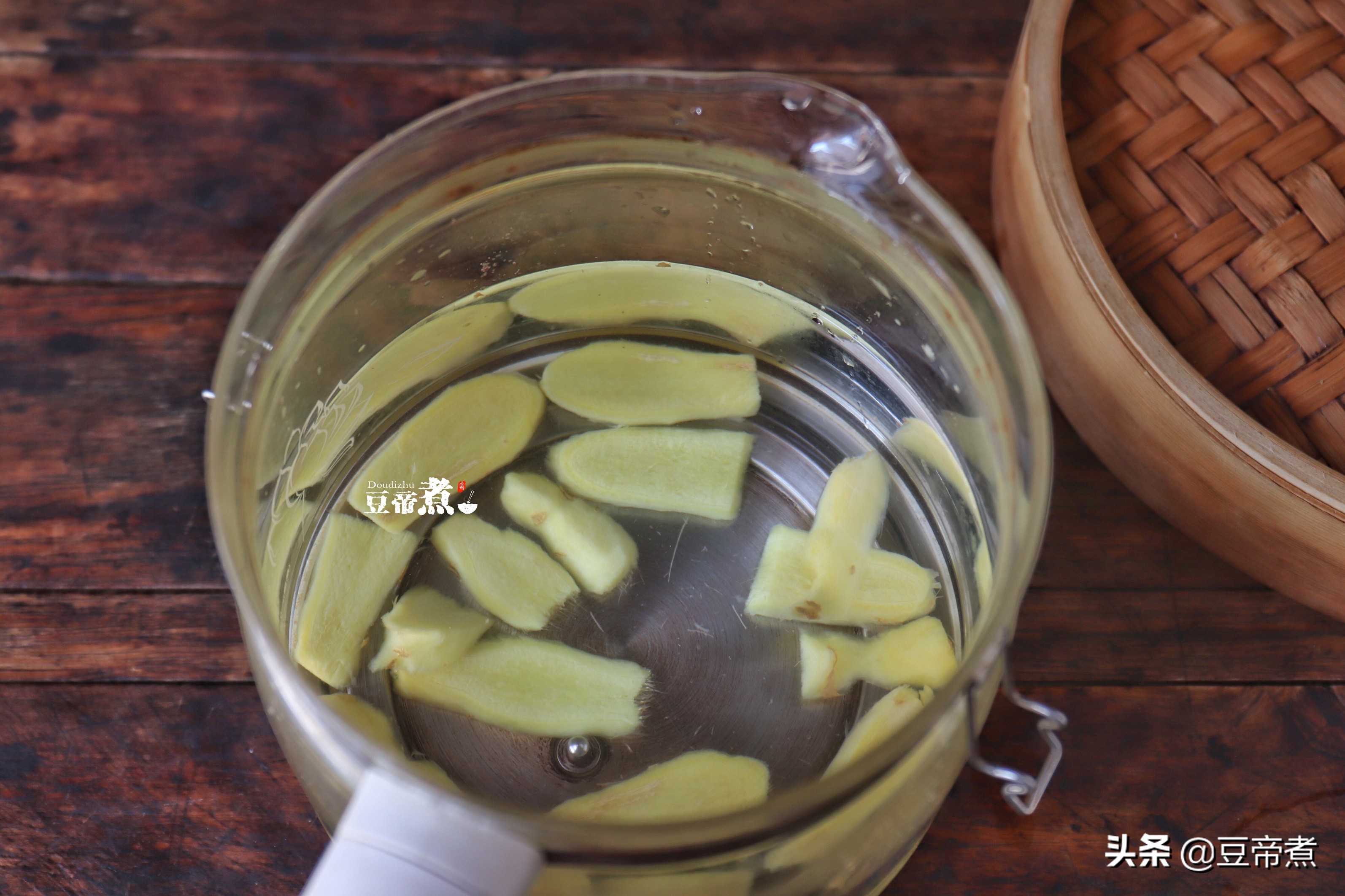 适合冬天饮的清润汤水,冬天必喝的8种营养汤