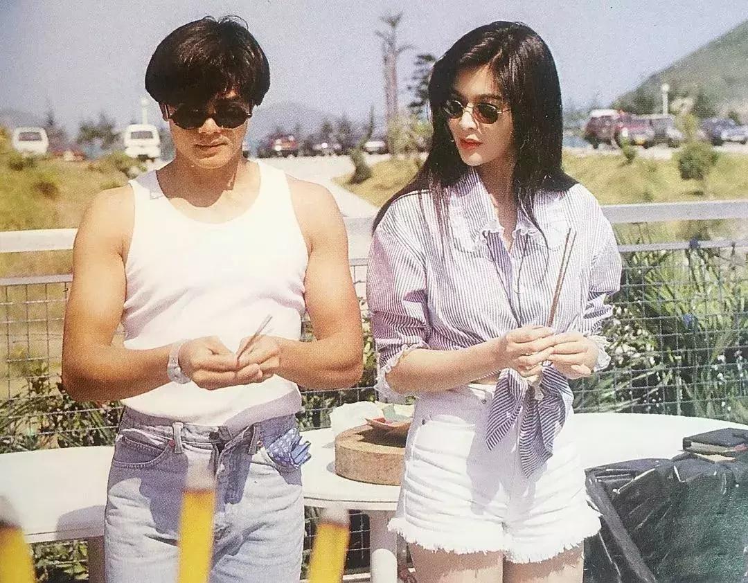 港风必备单品,流行的港风穿搭