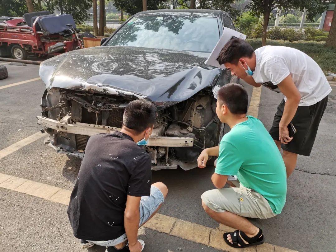 从此,江湖上又多了一帮二手车兄弟