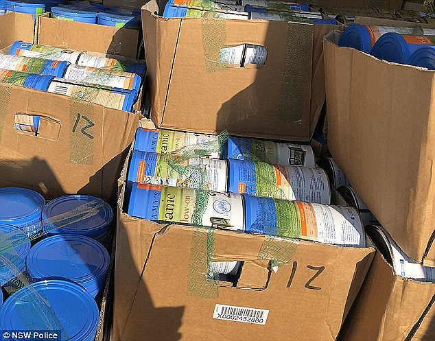 华人制售假奶粉被澳大利亚逮捕,国外代购奶粉回国卖犯法吗