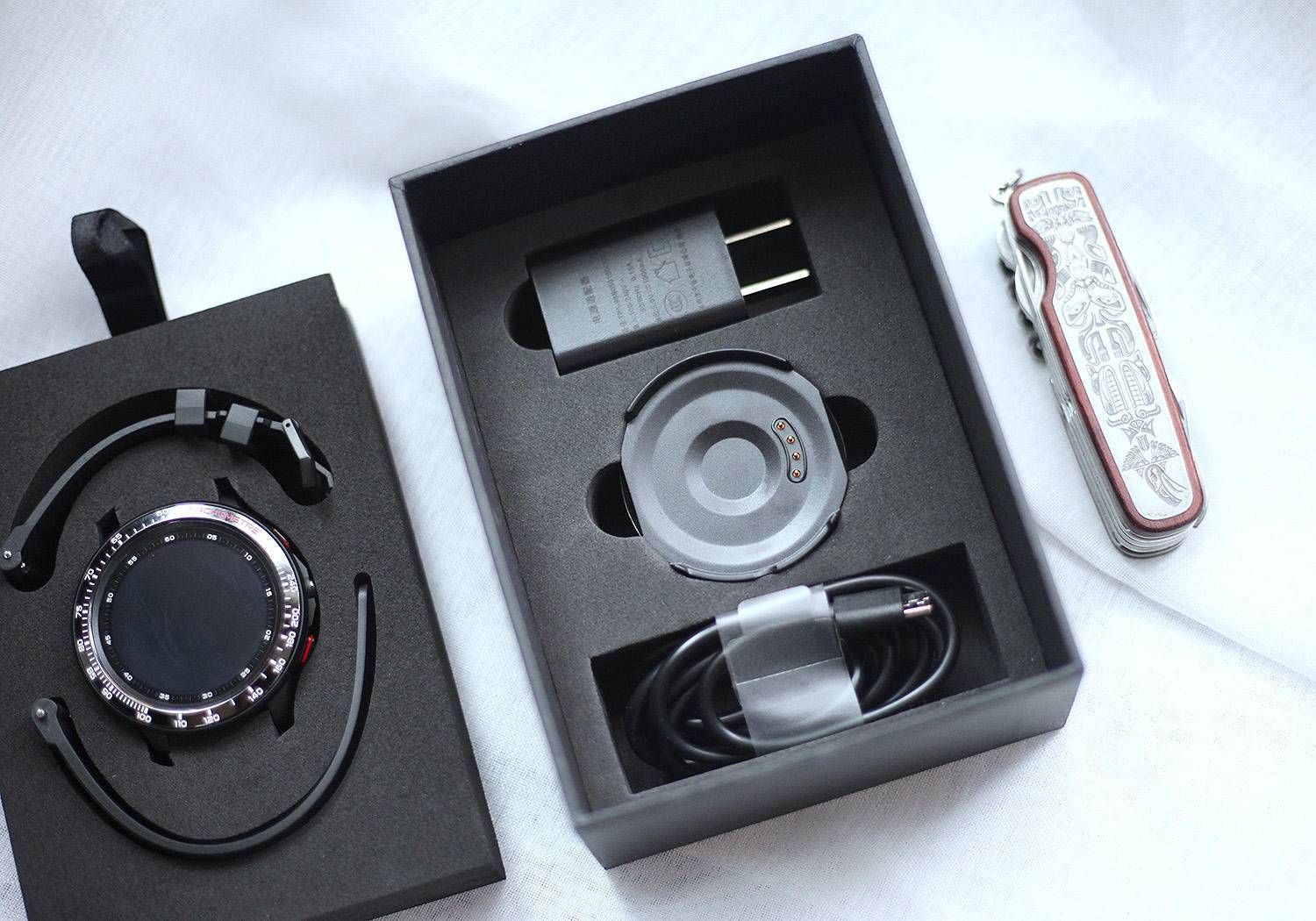 jeep智能全境界测评,jeep智能表推荐