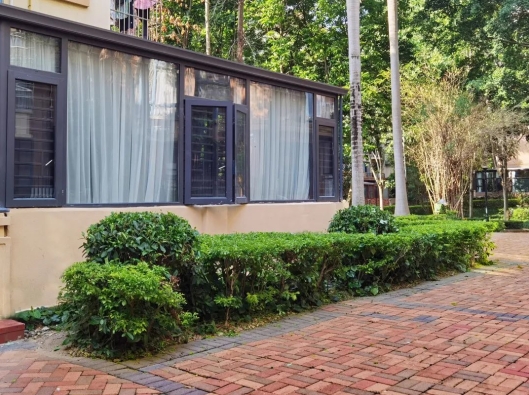 鍝佽川铚曞彉,鍝佽川铦跺彉